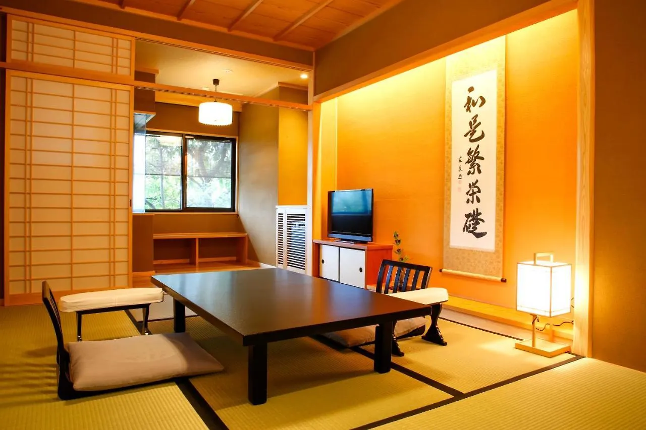 Kyoto Arashiyama Onsen Ryokan Togetsutei 4*,