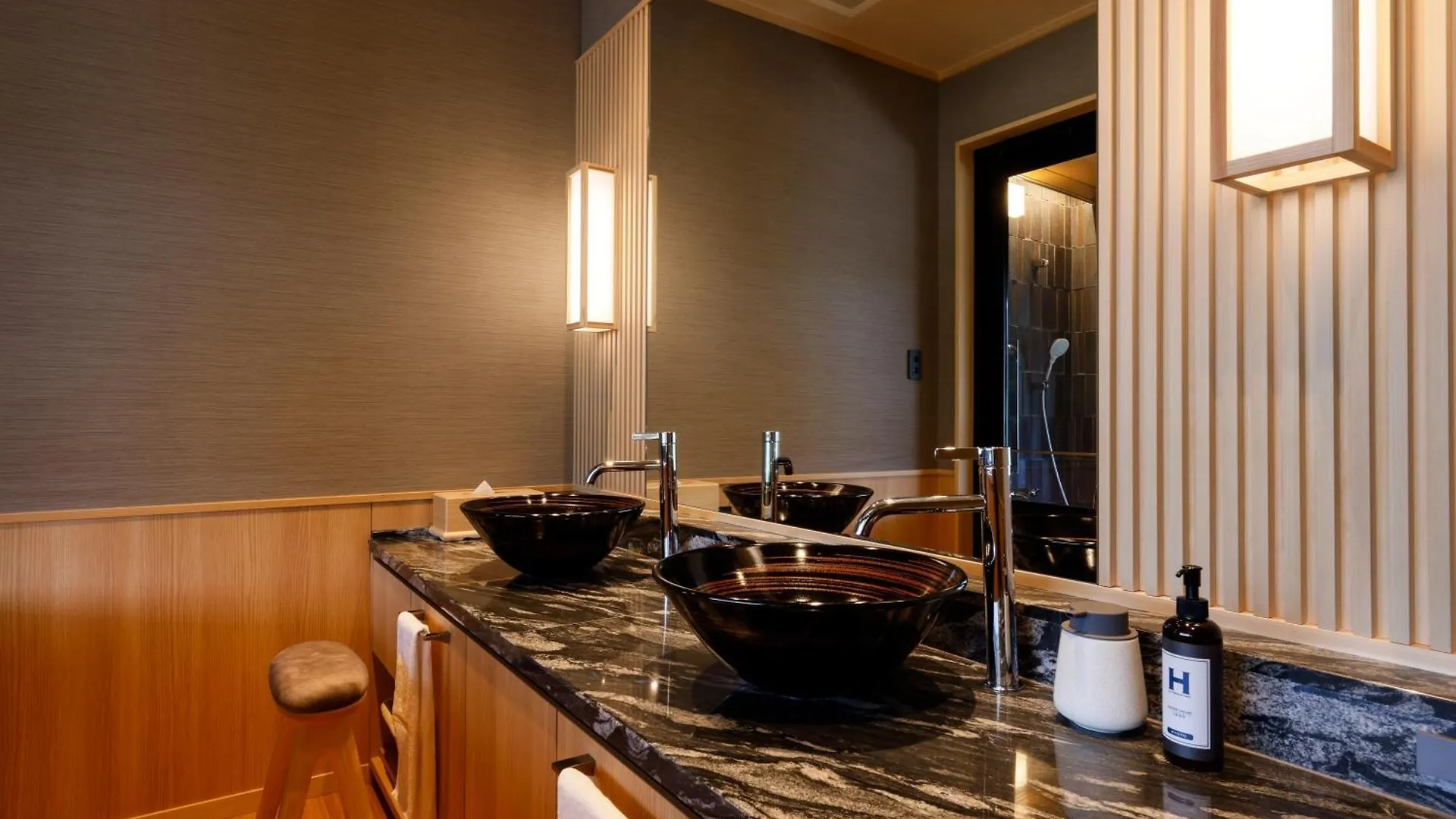 Kyoto Arashiyama Onsen Ryokan Togetsutei 4*,  Ιαπωνία